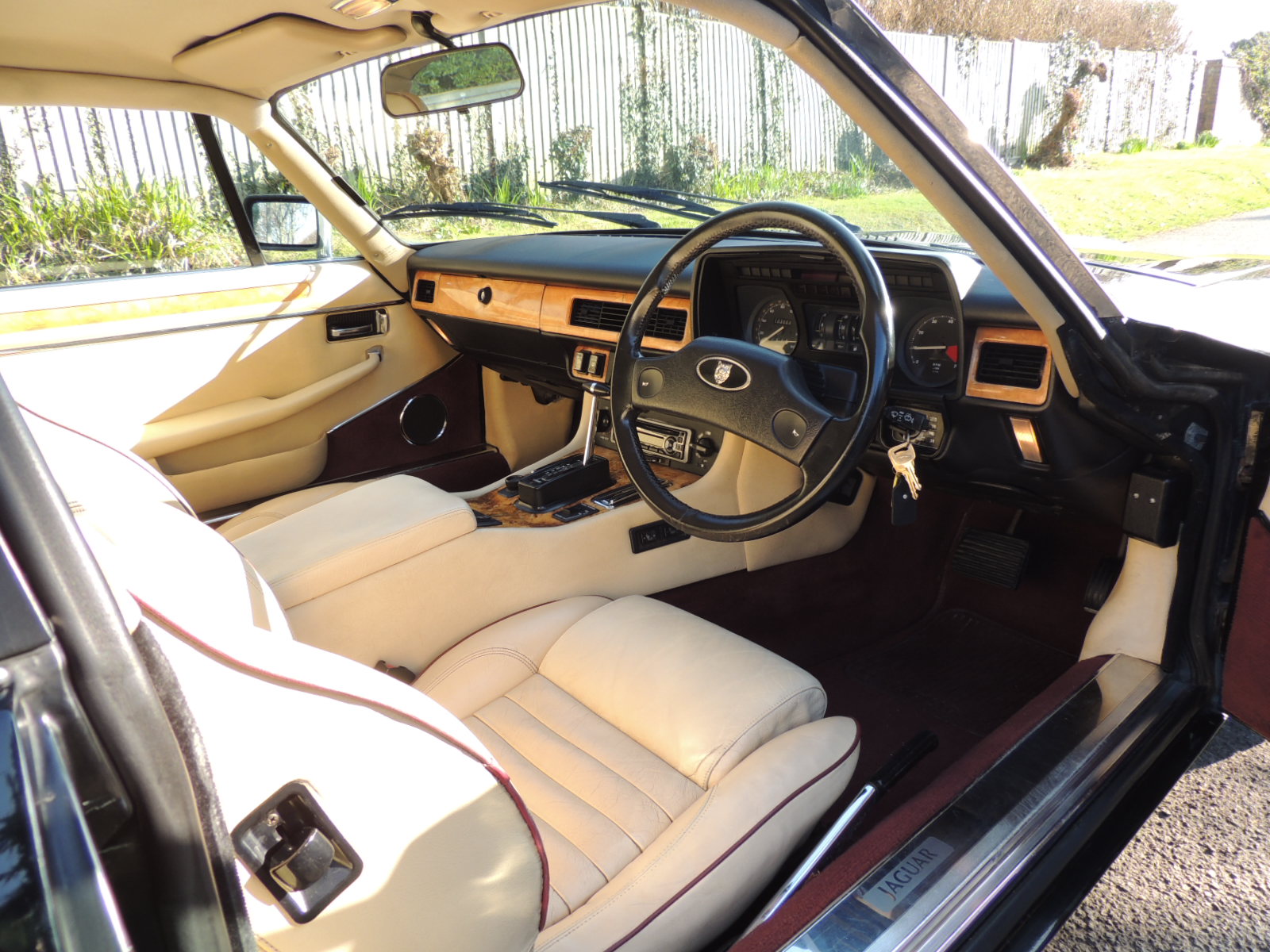 Jaguar XJS Interior